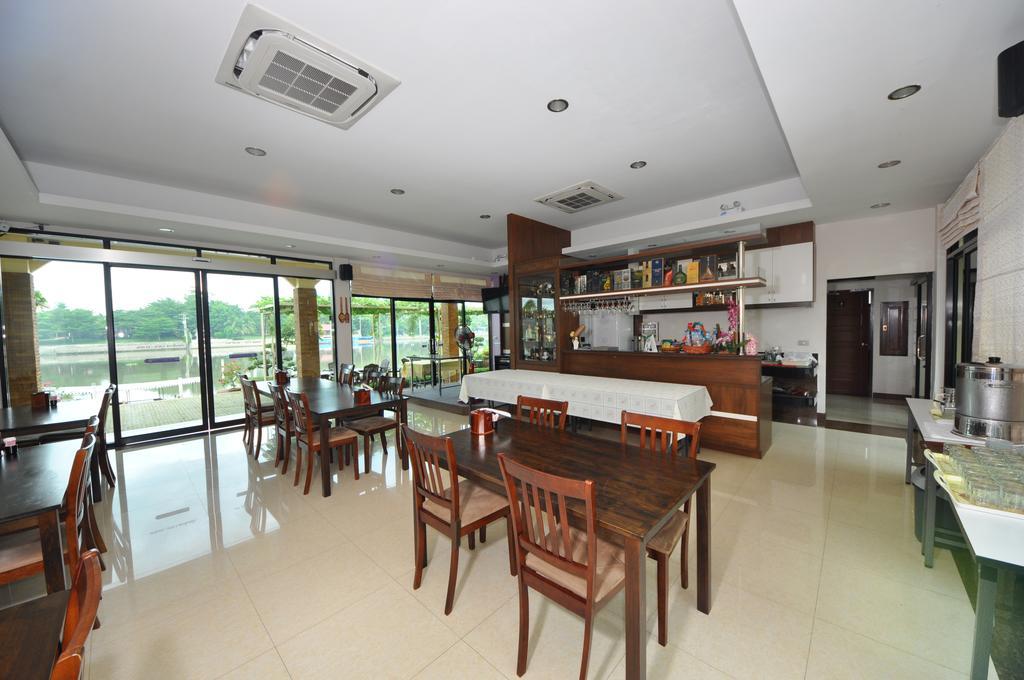 Maeklong Marina Resort Ratchaburi Exterior photo
